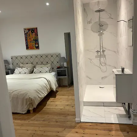 Pieds Dans L Epte Pret De Giverny *