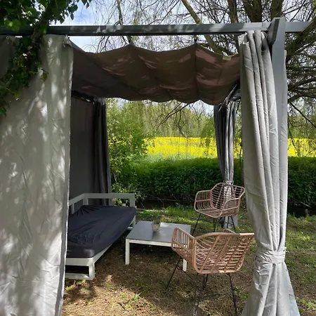 Pieds Dans L Epte Pret De Giverny *